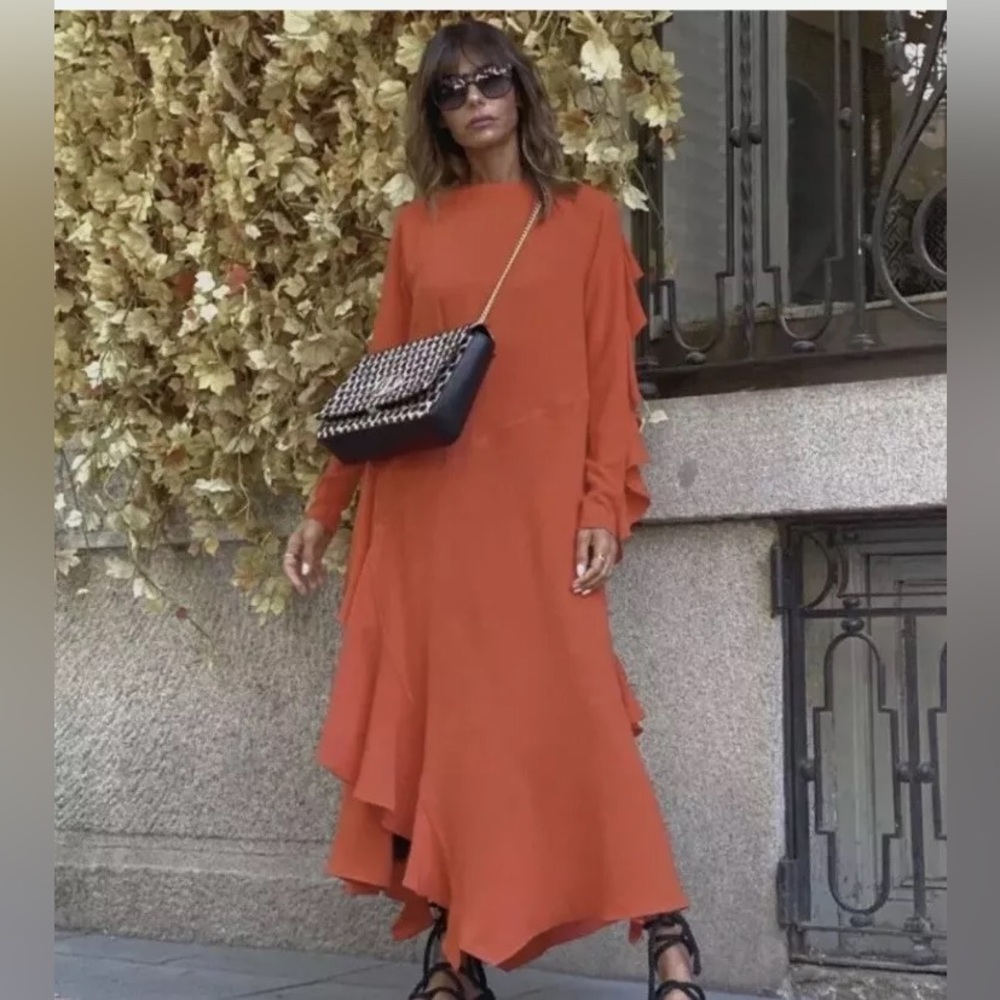 ZARA FLOWING DRESS WITH RUFFLES LONG SLEEVES 🧡